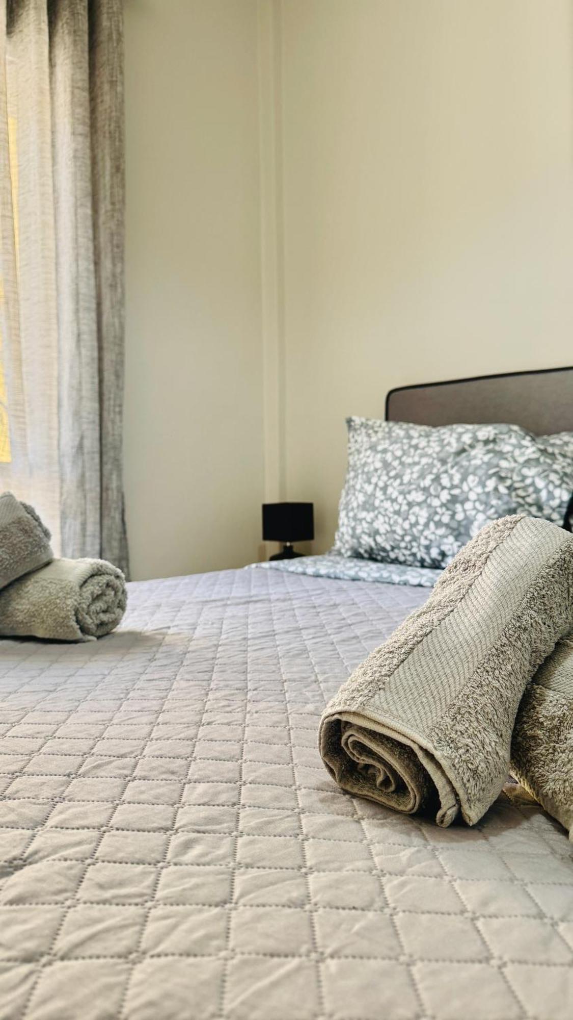 Melintas Cozy Apartments 2 Plomari Bagian luar foto