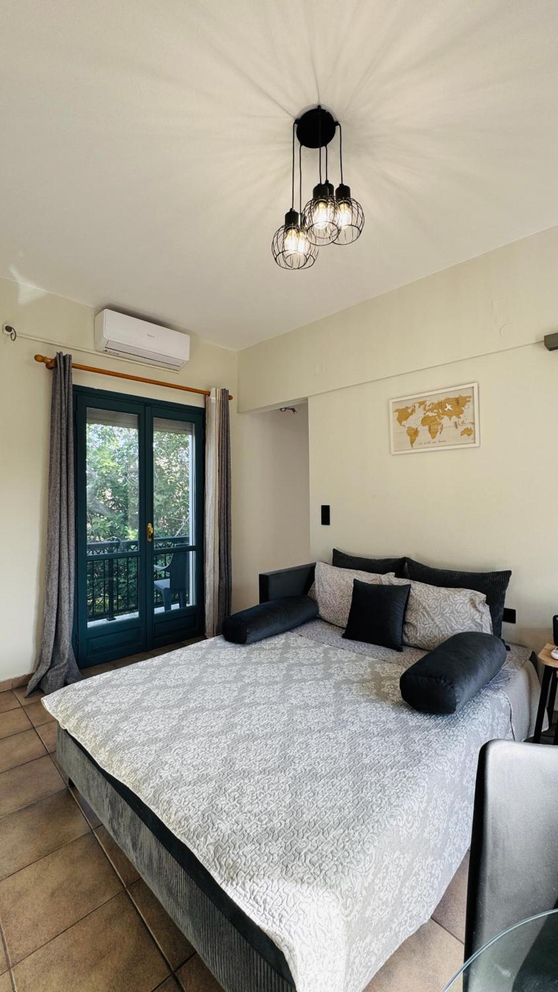 Melintas Cozy Apartments 2 Plomari Bagian luar foto